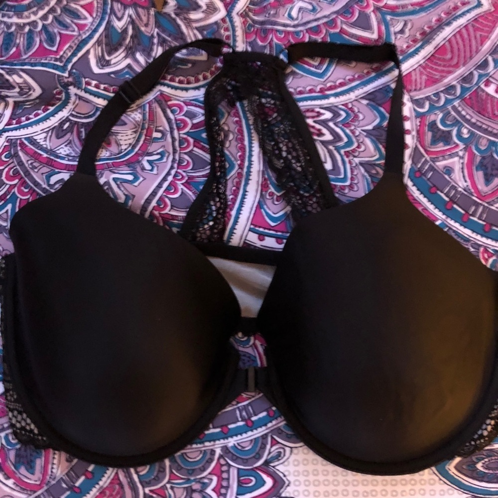 Victoria Secret Lined Perfect Coverage Bra 40DD